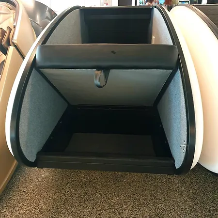 Hotel cápsula Sleeping Pods Gosleep - Inside Of Chopin Airport, Non Schengen Restricted Zone After Passport Control, Near Gate 2n Varsovia
